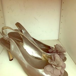 Women’s dressy shoes